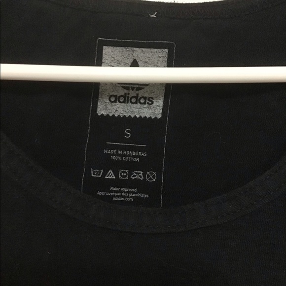 Adidas top - Picture 3 of 3